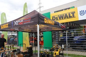 Презентация техники DeWalt в ТЦ Agrolux