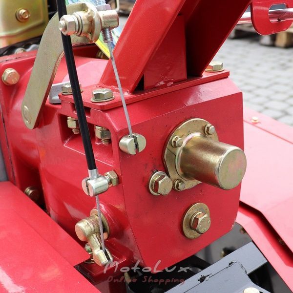 Dieselov&yacute; dvojkolesov&yacute; malotraktor BelMotor MB2060D, 6 HP, ručn&yacute; &scaron;tart&eacute;r