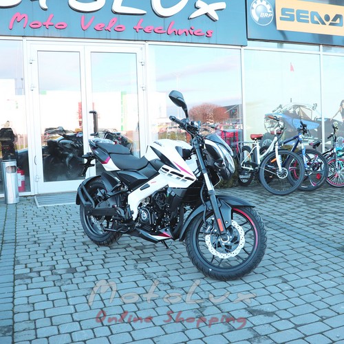 Мотоцикл стритфайтер Bajaj Pulsar NS 200 white