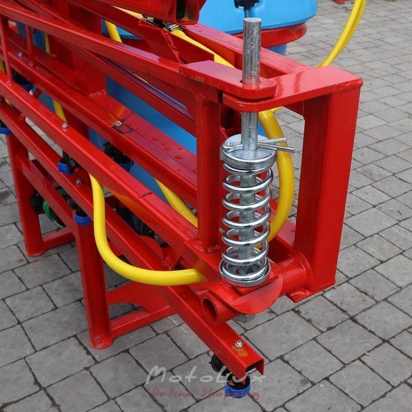 Z&aacute;vesn&yacute; postrekovač pre traktor Polmark 400 l