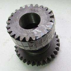 Traktor 2 - 3 &aacute;tviteli fogasker&eacute;k