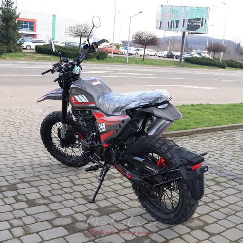 Geon Rockster 250 motorcycle, black with red