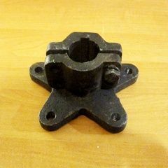 Rear hub for tractor 5 pins