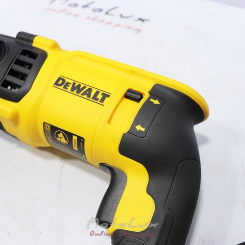 Перфоратор DeWALT D25134K, 800Вт, 1500об/мин