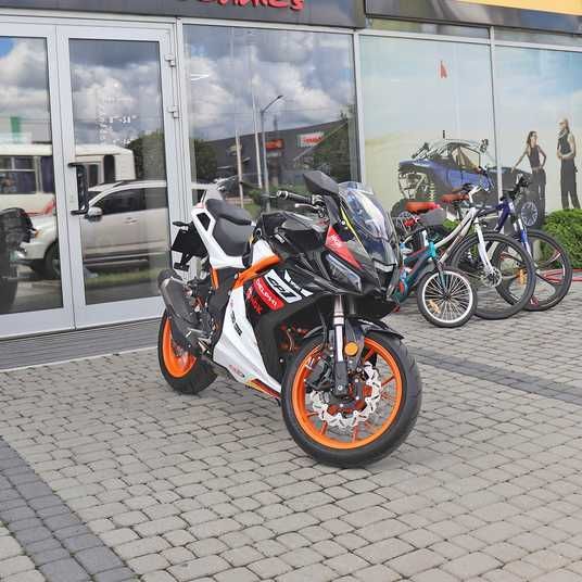 u_taro Taro TR400 GP1 motorcycle, white with black with orange buy for 3