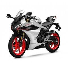 Мотоцикл спортивний CFMOTO 450SR, чорний з білим