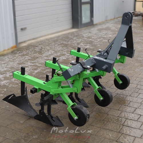 Three-Row Cultivator Borer Bomet