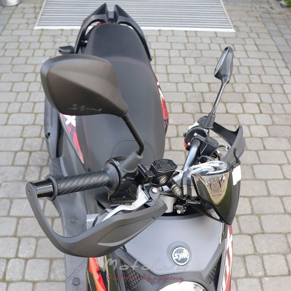 Скутер бензиновый Sym Crox 150