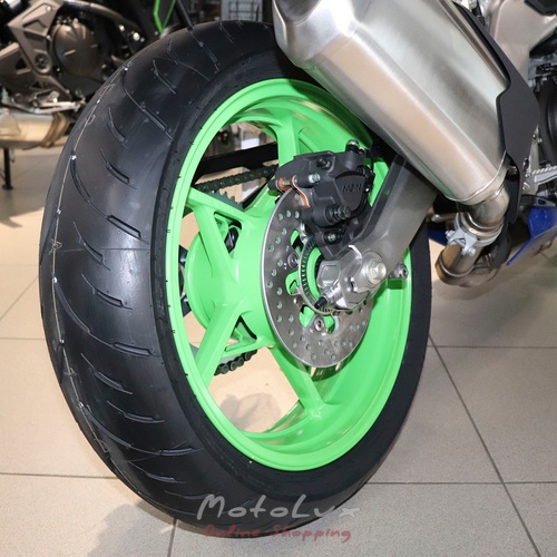 Sport motorkerékpár Kawasaki Ninja ZX 4RR, zöld fehérrel és kékkel, 2024