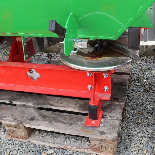 Fertilizer Spreader Strumyk Tytan 1000 l