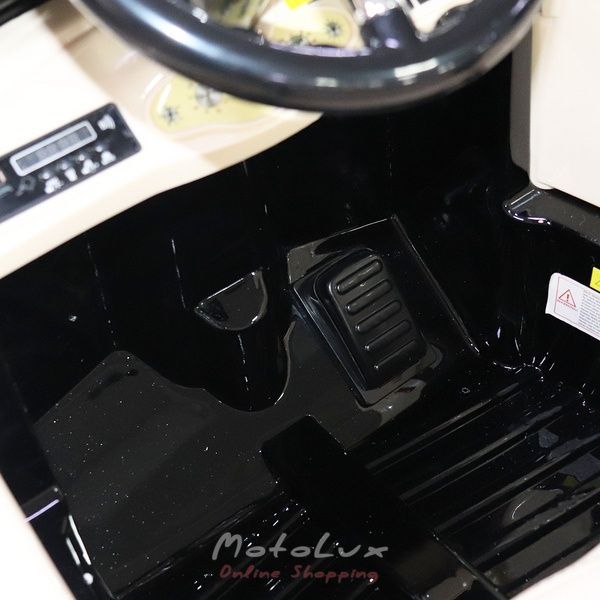Detsk&eacute; elektrick&eacute; aut&iacute;čko Mercedes M 4628 EBLRS-2, čierne