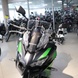 Kawasaki Versys 650 túramotorkerékpár, fekete zöld színben, 2024