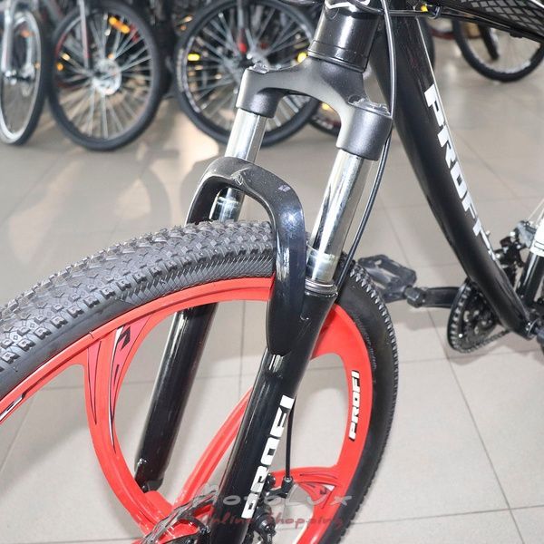 Mountain bike T26BLADE 26.1 W, kerekek 26, alum&iacute;nium v&aacute;z 17, Shimano 21SP, kazetta, alum&iacute;nium. DB, a bűv&eacute;sz. lemez, fekete-piros