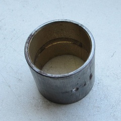 Piston rod bushing for motor block R195N