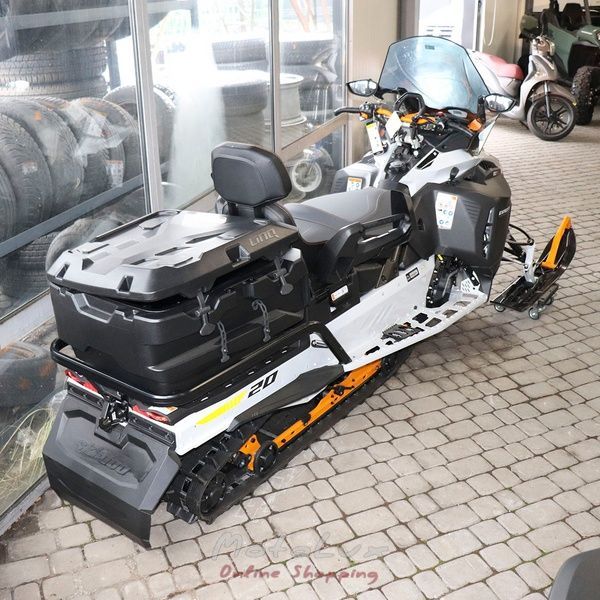 Снегоход SKI-DOO Expedition SE 900 ACE Turbo R 154"/1.5" Silent Ice, серый с оранжевым
