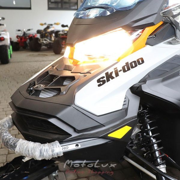 Снегоход SKI-DOO Expedition SE 900 ACE Turbo R 154"/1.5" Silent Ice, серый с оранжевым