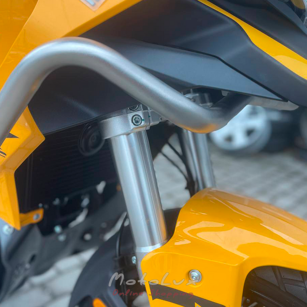 Zonsen Cyclon RX401 motorcycle, gray with yellow