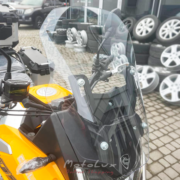 Zonsen Cyclon RX401 motorcycle, gray with yellow