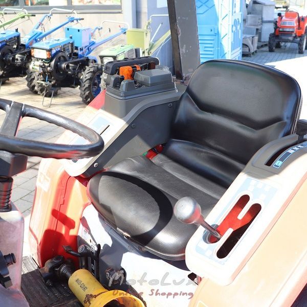 Yanmar F 7 mini tractor, was in use, red