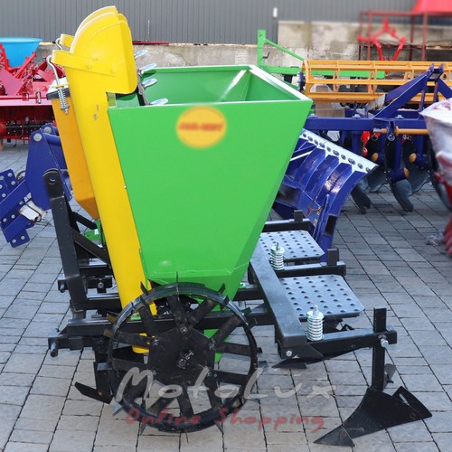 Polish Two-Row Potato Planter Bomet, 60 cm with Fertilizer Tank