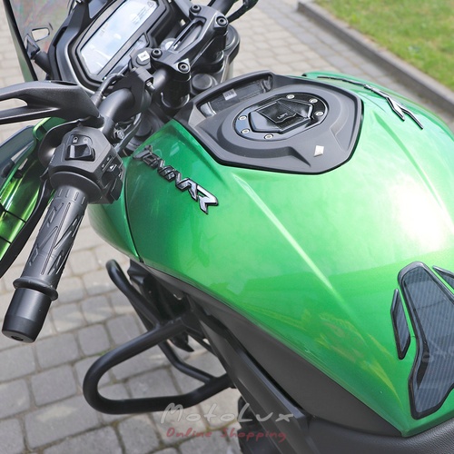 Motorcycle Bajaj Dominar D400, green, 2024