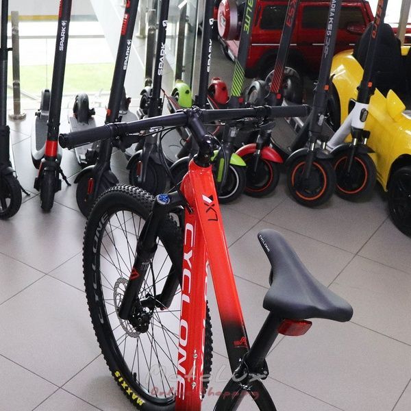 Горный велосипед Cyclone LX 27.5, рама 19, red and black, 2021