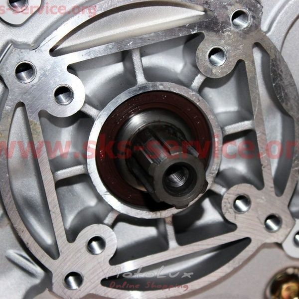 Motoblokk motor egys&eacute;gben &Oslash;25mm nyil&aacute;shoz 9 l&oacute;erő 186F (HT-135)