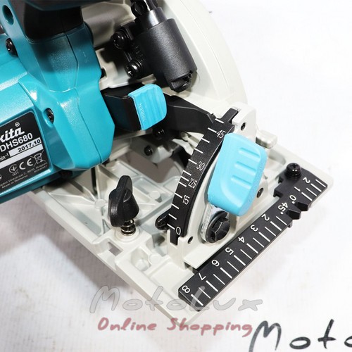 Акумуляторна дискова пила Makita DHS680Z