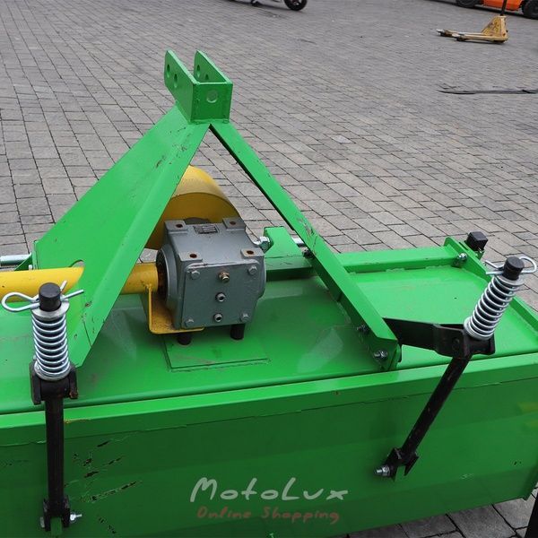 P&ocirc;dna fr&eacute;za pre traktor Bomet 1.6 m