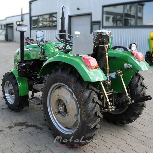 Traktor Xingtai T244THT, 3 henger, szervokorm&aacute;ny, sebess&eacute;gv&aacute;lt&oacute; (4+1)*2 green