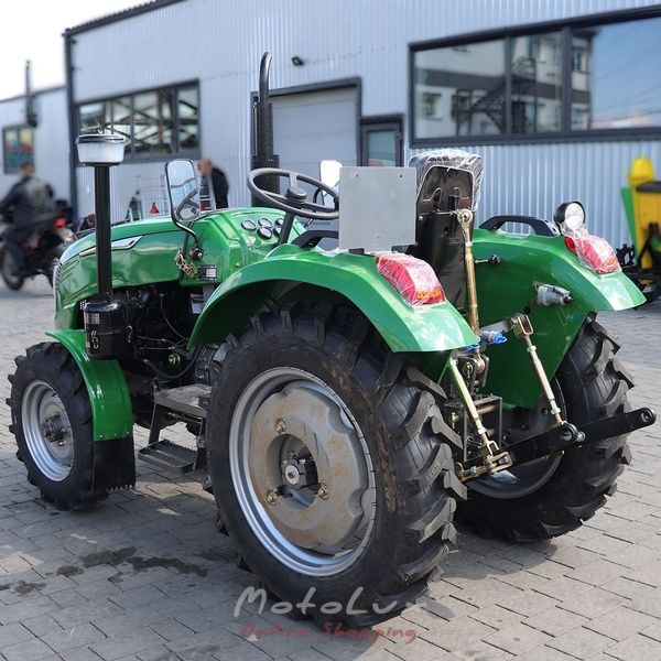 Traktor Xingtai T244THT, 3 henger, szervokorm&aacute;ny, sebess&eacute;gv&aacute;lt&oacute; (4+1)*2 green