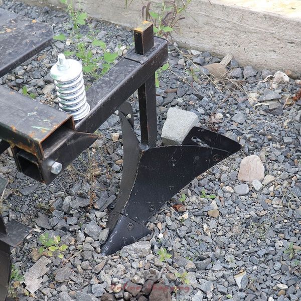 Lengyel burgonya&uuml;ltető g&eacute;p, 2 soros, 70 cm műtr&aacute;gy&aacute;z&oacute;val