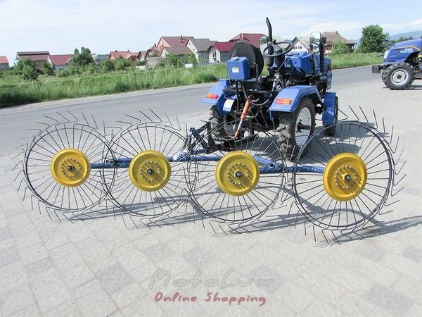 Sz&eacute;naforgat&oacute; gereblye Solnishko kis traktorhoz, 4 kerekes egytengelyes