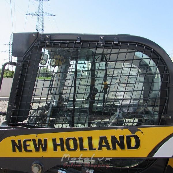 Мини-погрузчик New Holland L 216 2015 год