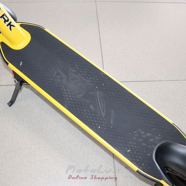 Электросамокат Spark Rider Pro, колесо 10, желтый