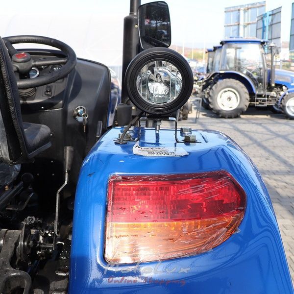 Трактор DongFeng 404 DHL, 40 л.с., 4х4, 4 цилиндра, гидроусилитель руля