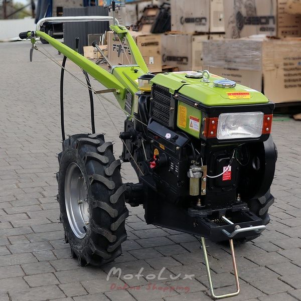 Дизельный мотоблок Кентавр МБ 1010Д-9, ручной стартер, 10 л.с., green + фреза