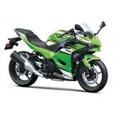 Мотоцикл спортивний Kawasaki Ninja 500 SE, салатовий
