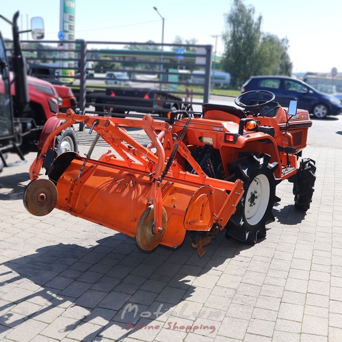 Мінітрактор Kubota B1 14 з фрезою, був у використанні, помаранчевий