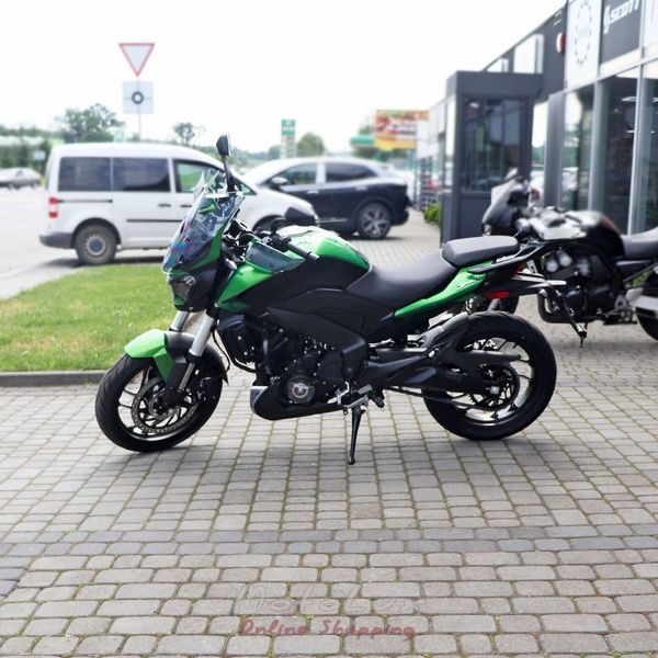 Motocykel Bajaj Dominar D400 UG, zelenou,