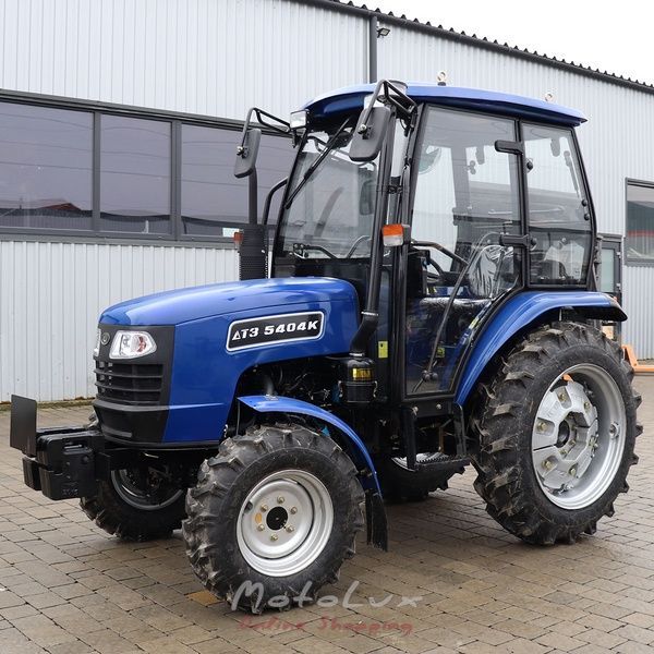 5404К DTZ  Traktor, 40 LE., 4х4, 4 hengeres, kabin fűt&eacute;ssel, hidraulikus nyom&aacute;sfokoz&oacute;