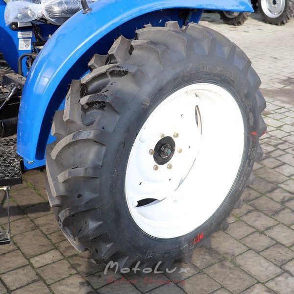 Minitraktor Jinma JMT 3244 HSX, 24 HP, 4x4, (4+1)x2x2 prevodovka, spojka dvojstupňov&aacute;, &scaron;irok&aacute; pneumatika