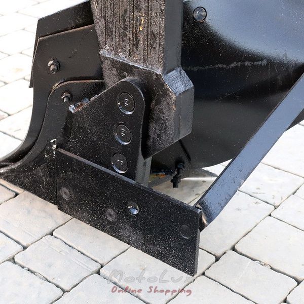 Three-Hull Plow Zemmash PLN 3-35
