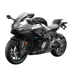 Sports motorcycle CFMOTO 675SR-R, silver