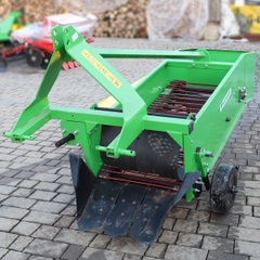 Polish Potato Harvester Transporter Bomet