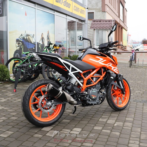 Motorcycle KTM 390 Duke