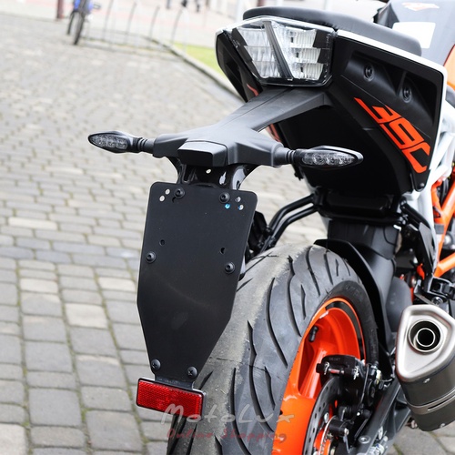 Motorcycle KTM 390 Duke